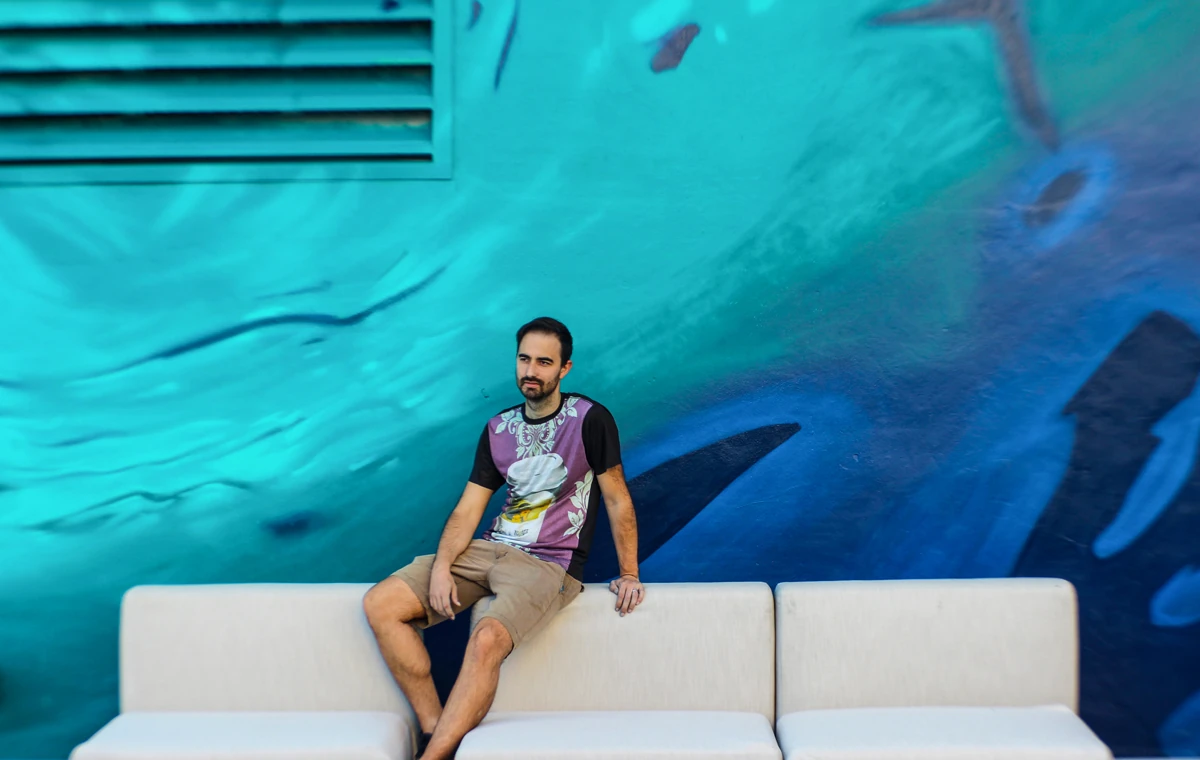 KIN LUCA | Street artist and art therapist | Outdoor wall art by Kin created for 1 Hotel - Miami Beach in 2004