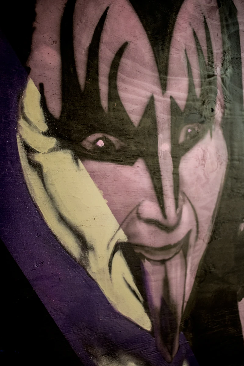 Commission artworks by Kin for Rock Hostel – Miami Beach, 2017