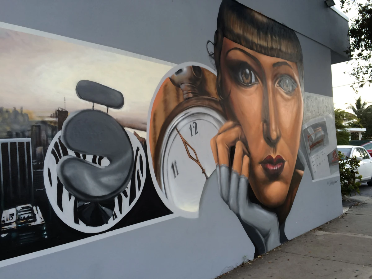 Commission painting created by Kin for two consignment furniture / accessories shops in Fort Lauderdale, Florida.