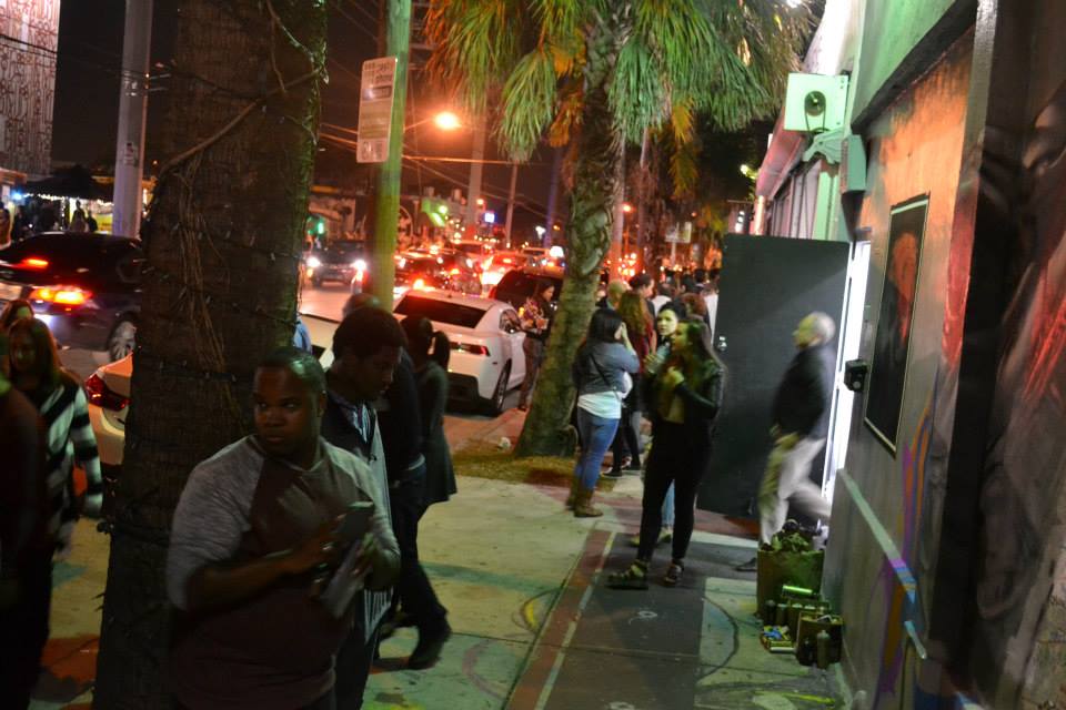 Art performance by Kin: During Valentine's Day