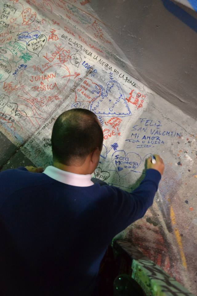 Art performance by Kin: During Valentine's Day