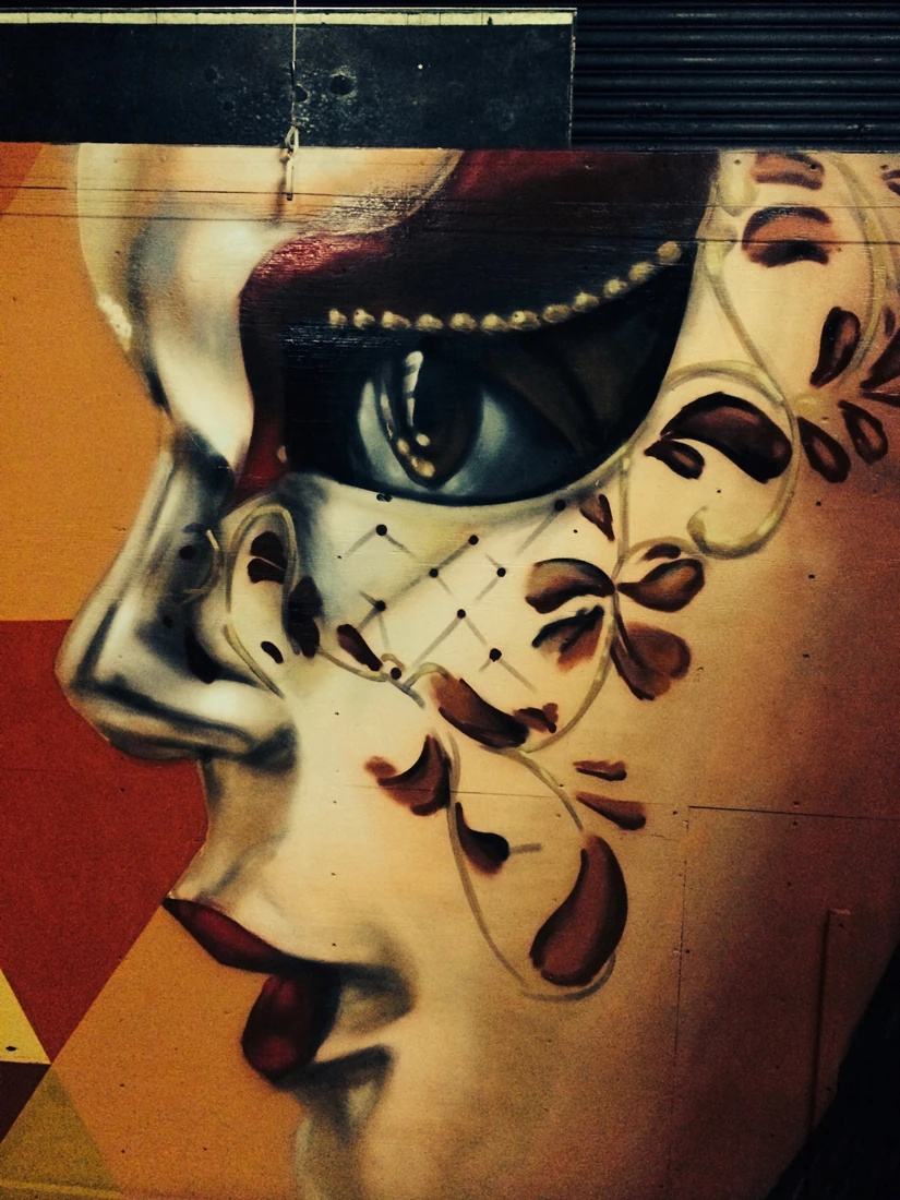 Murals de Kin en Paseo de las Artes