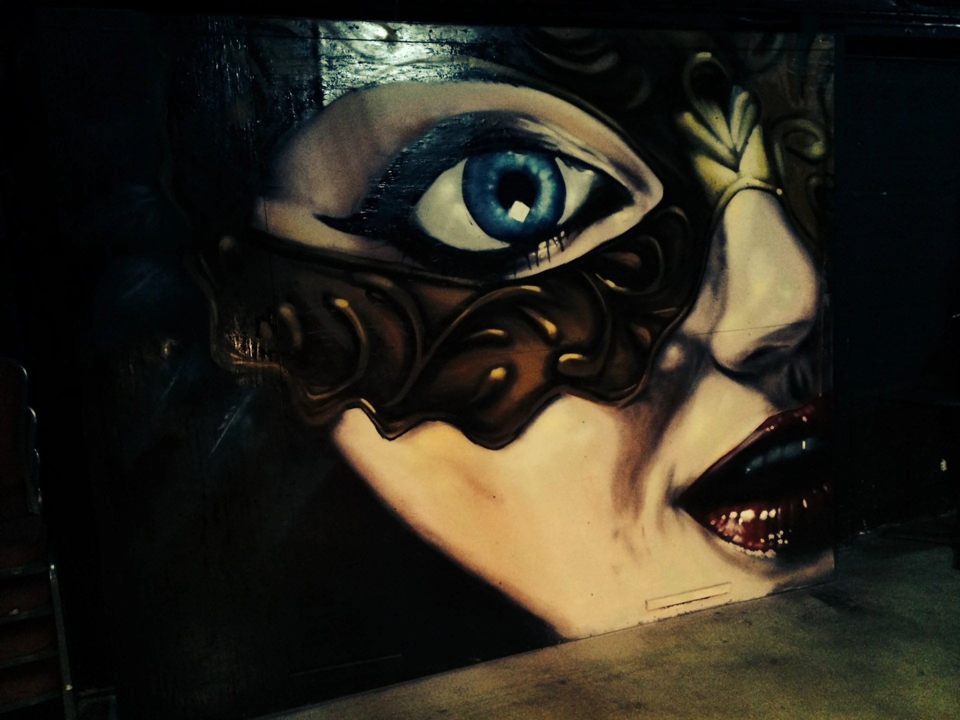 Wall Murals and Graffiti Art by Kin Luca | Murals de Kin en Paseo de las Artes