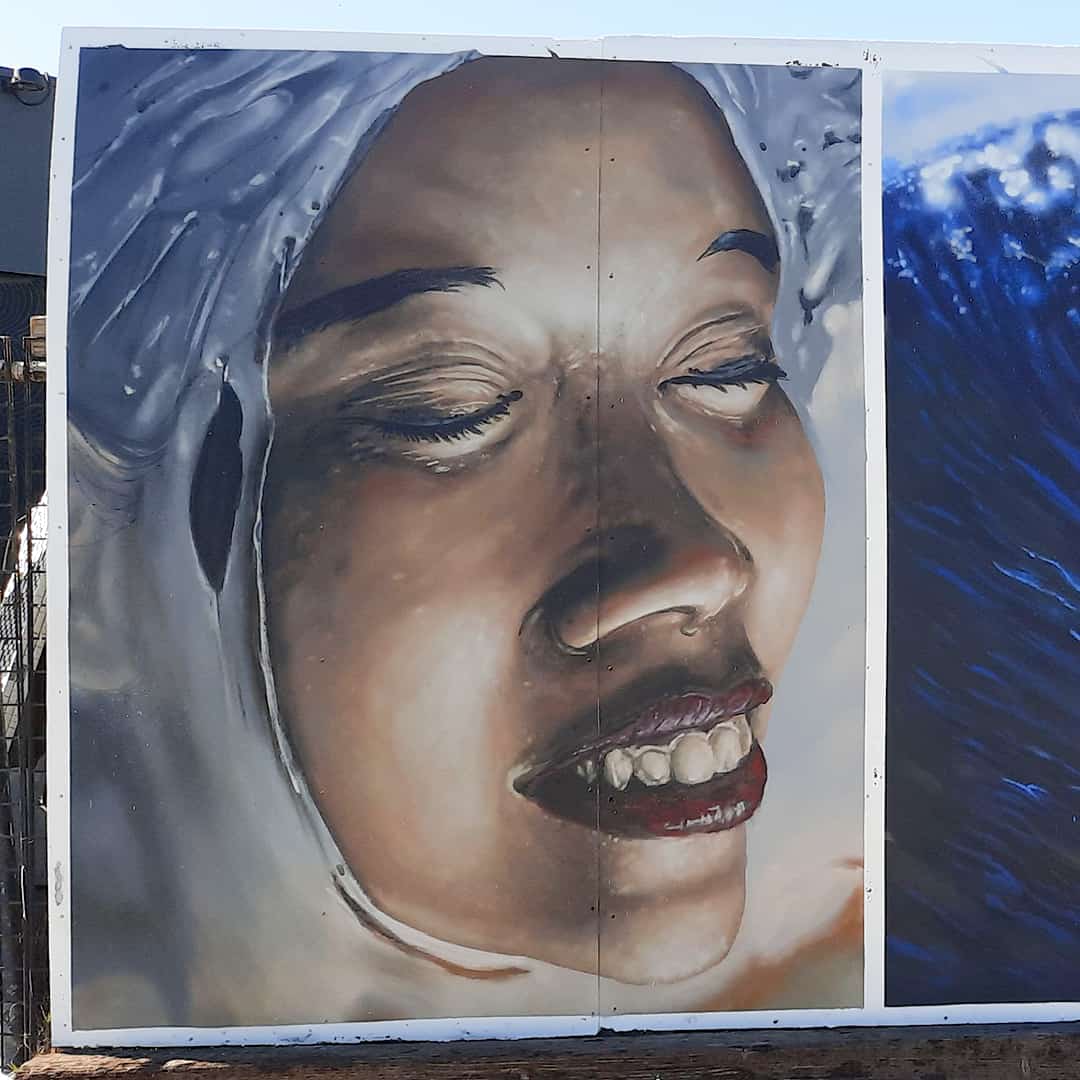 Wall painting: Love Wave - Kin Street Art