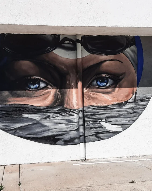 Mural painting Swimming on your dreams - Kin Street Art